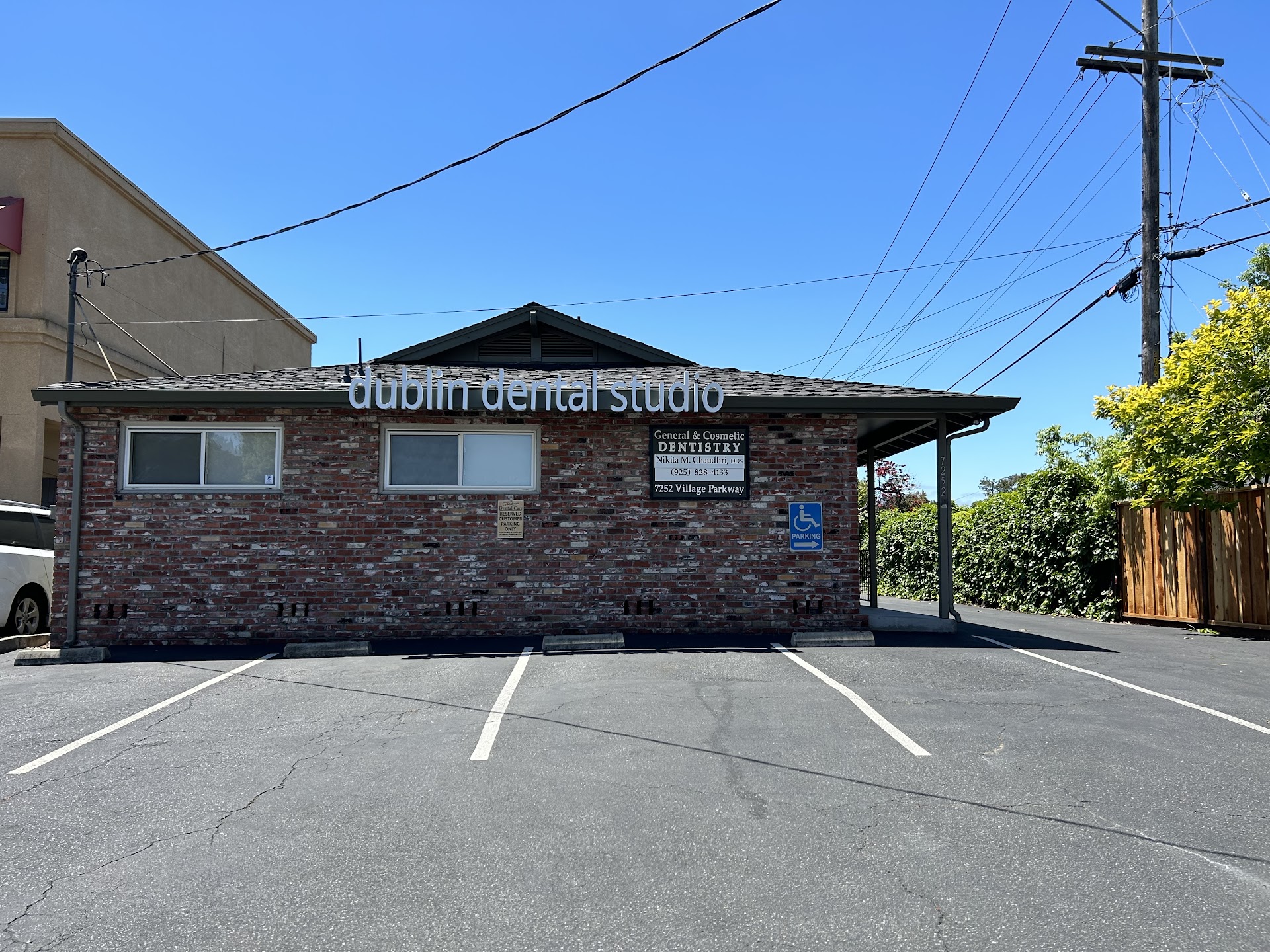 Dentist in Dublin, CA